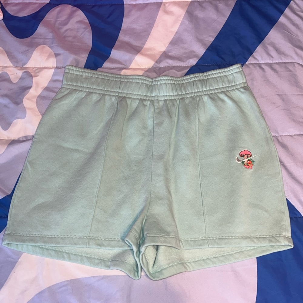 Women’s Nike never worn high waisted shorts